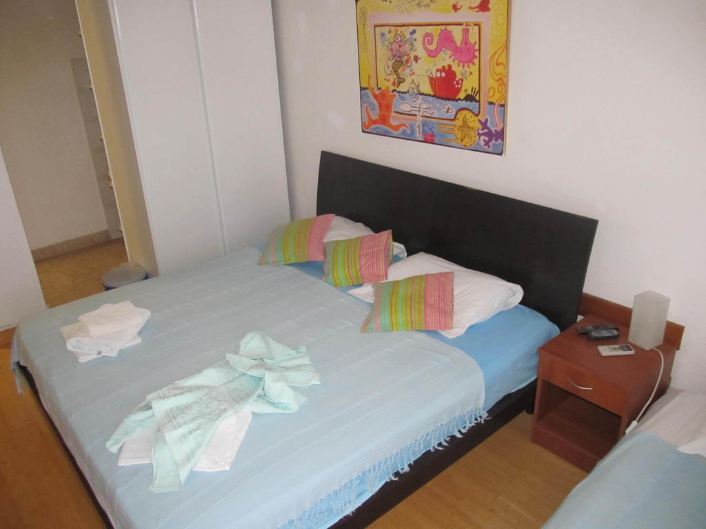 Apartment Almaja